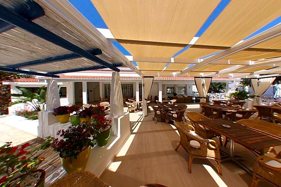 Munamar Beach Residence