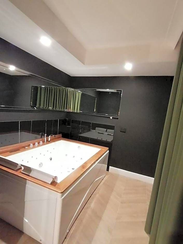 Hotel XBusiness