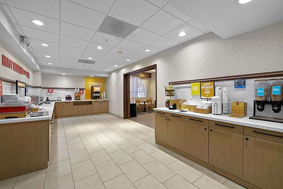 Hampton Inn & Suites Lancaster