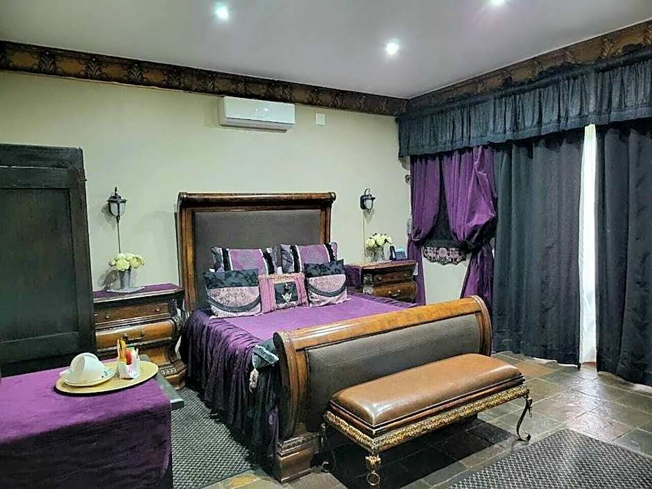 Excalibur Boutique Hotel