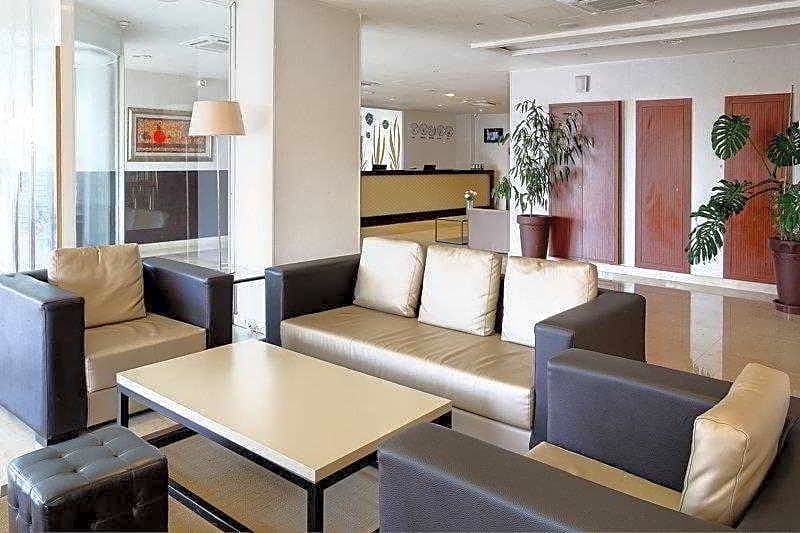 Liberte Hotel