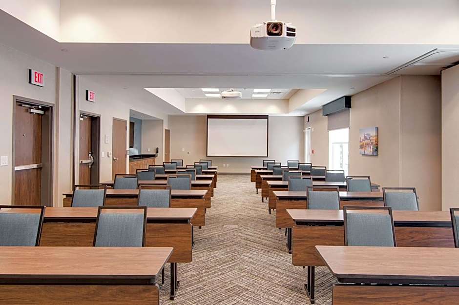 Hampton Inn & Suites by Hilton Nashville North Skyline