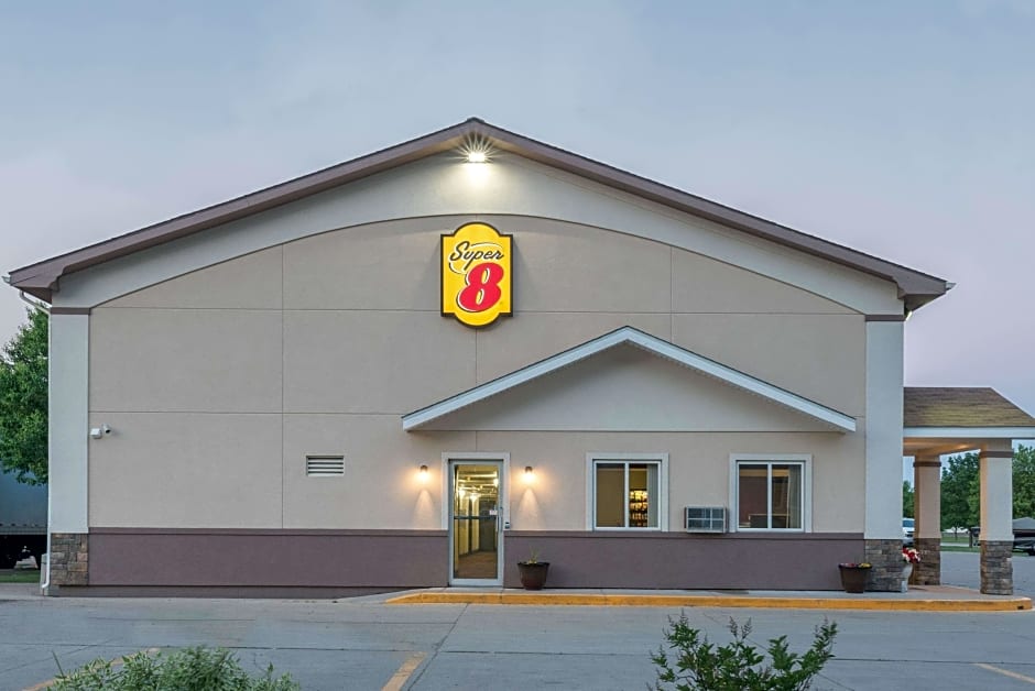 Super 8 Grand Forks Nd – Grand Forks, ND