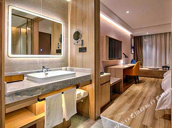Hanting Youjia Hotel (Ningbo Century Oriental Plaza)