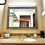 Days Inn & Suites by Wyndham Bossier City