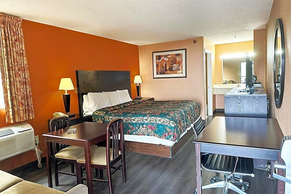 Garden Inn & Suites