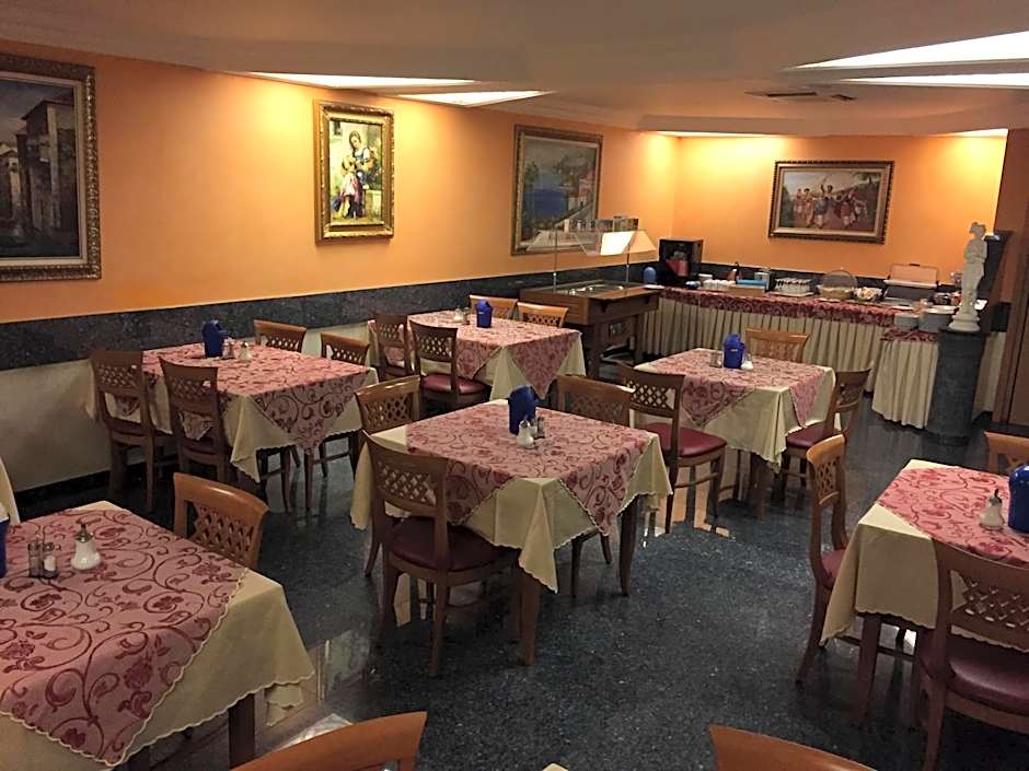 Hotel & Restaurant Garda