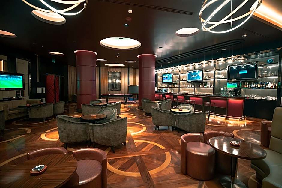 FLY INN BAKU