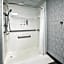 Hampton Inn By Hilton And Suites Cleveland-Airport/Middleburg Heights