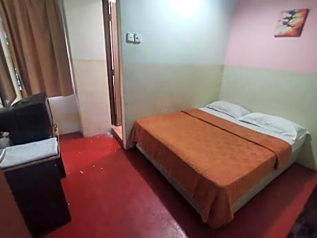 Deluxe Double Room with Shower