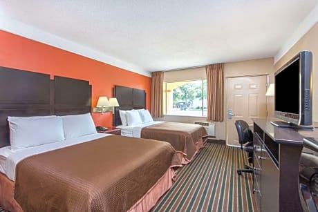 2 Double Beds Non-Smoking