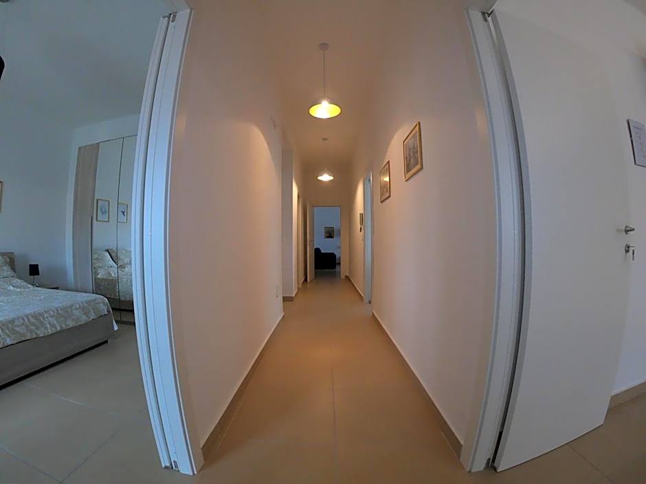 Caserta Royale Apartment