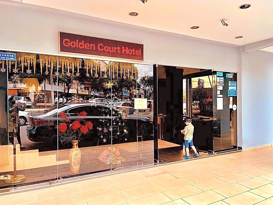 Golden Court Hotel @ Taman Pelangi