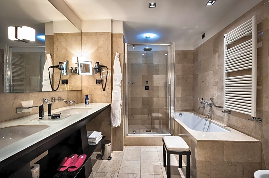 Crowne Plaza Milan City by IHG