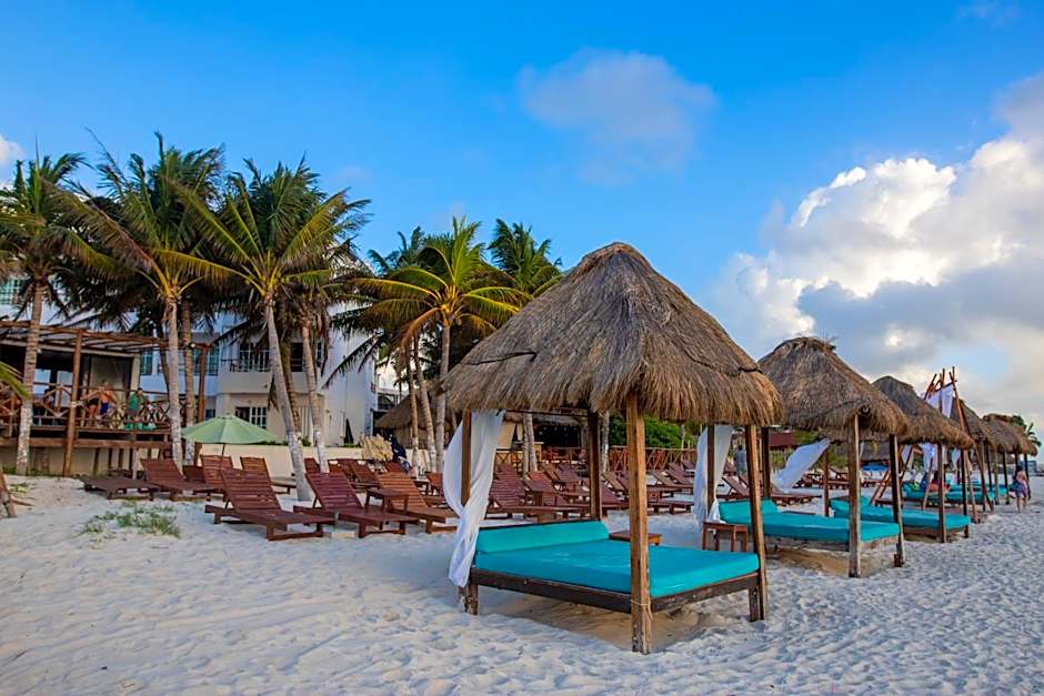 HOTEL & BEACH CLUB OJO DE AGUA