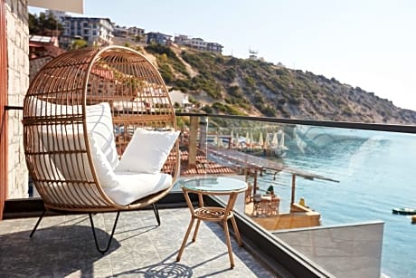 King Suite with Sea View