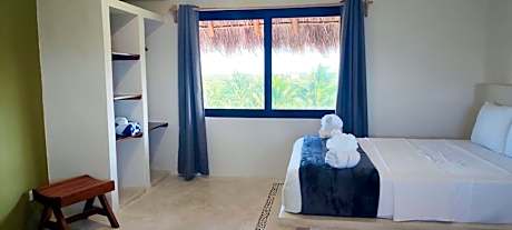 Studio with Sea View
