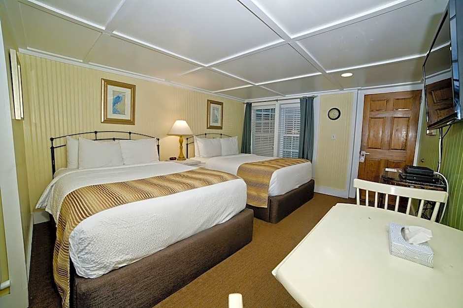 Georgianne Inn & Suites