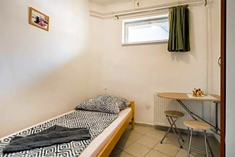 Single Room with Shared Bathroom