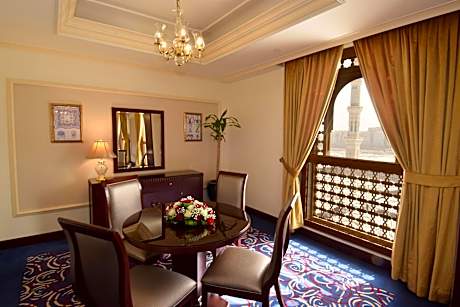 Diplomatic 1-Bedroom Suite with Haram View