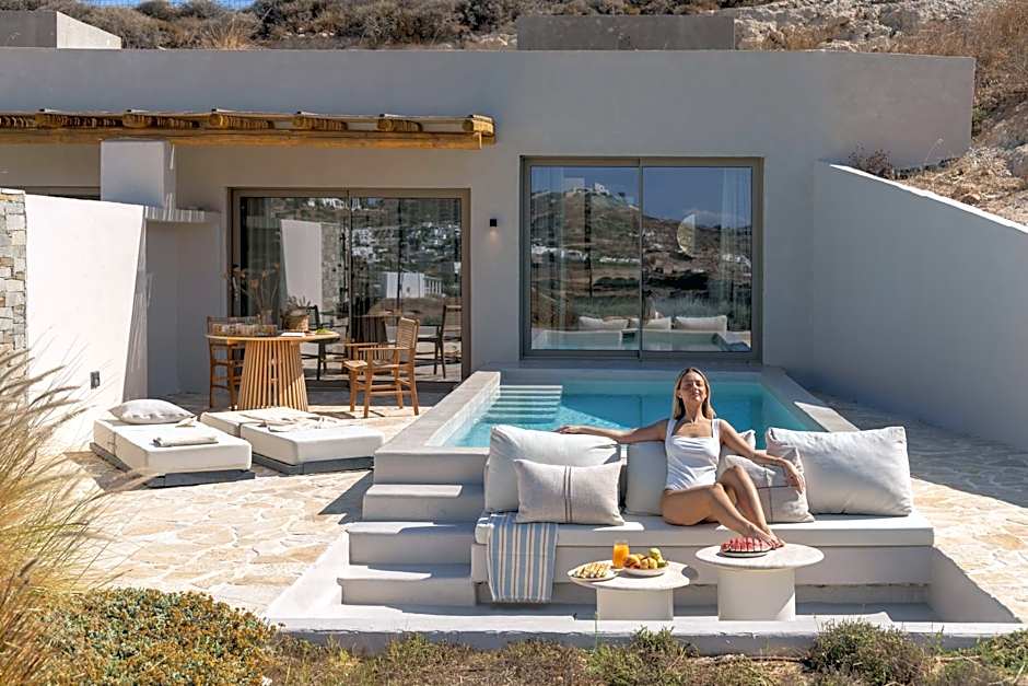 Solus Suites Milos