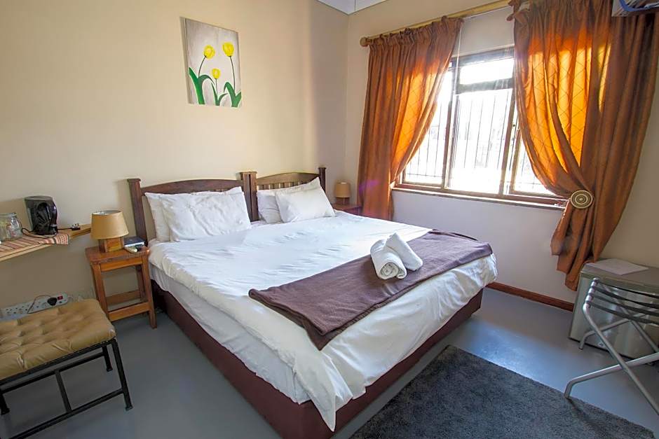 Ramasibi Guest Services