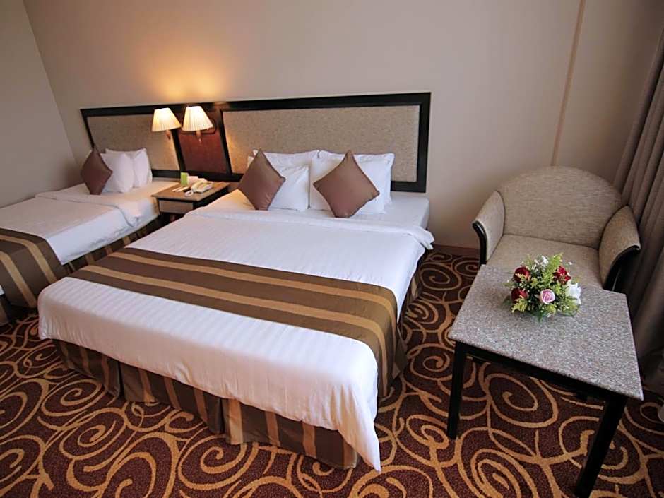 Photo 1 of 4 of Superior 2 Beds