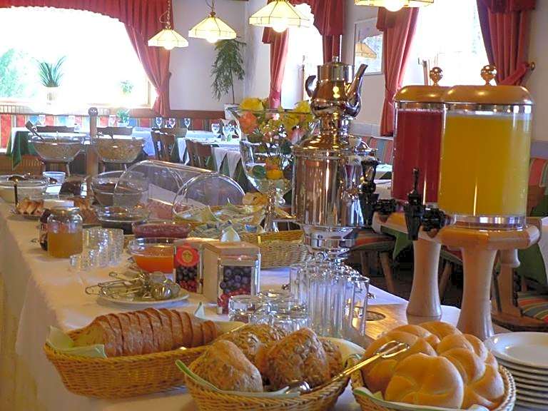 Hotel Alpenrose Dolomites