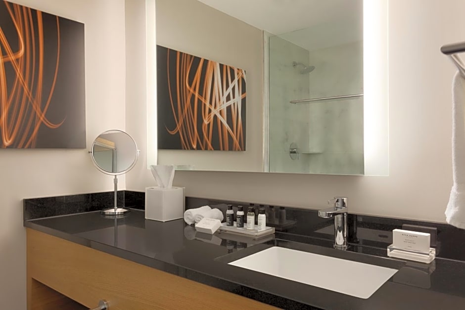 Executive Hotel Le Soleil New York