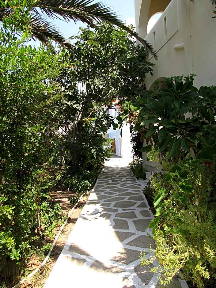 Montemar Studios & Apartments