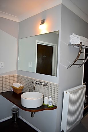 Middle Farm Villa B&B