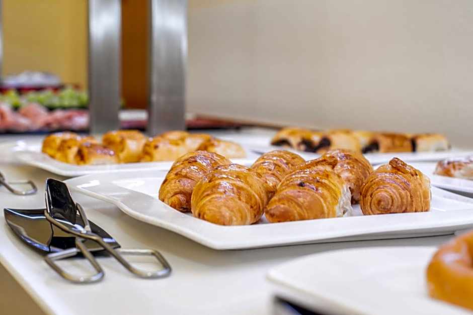 Hotel & Aparthotel Cosmos