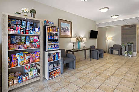 Travelodge by Wyndham Fort McMurray