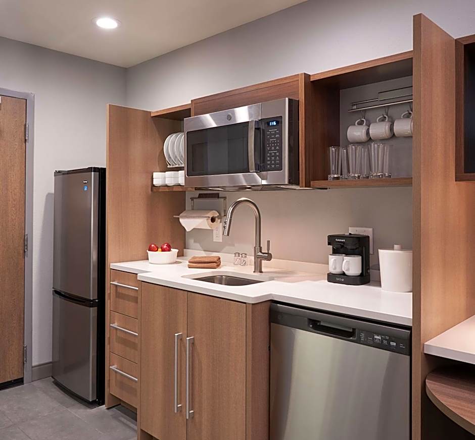 Home2 Suites by Hilton Pompano Beach Pier, FL