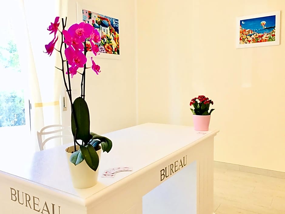 Flowers Sweet Rooms B&B