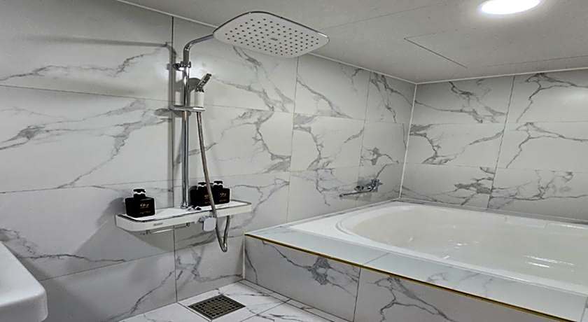 Dongducheon G7 Hotel