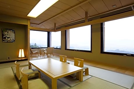 Japanese-Style Suite