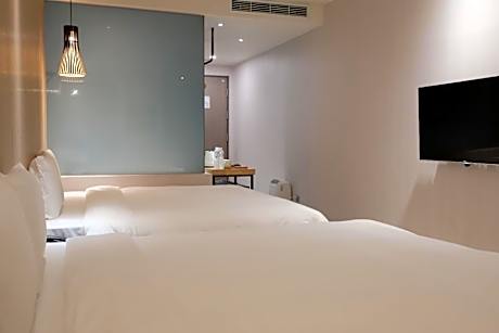 Luxury Quadruple Room