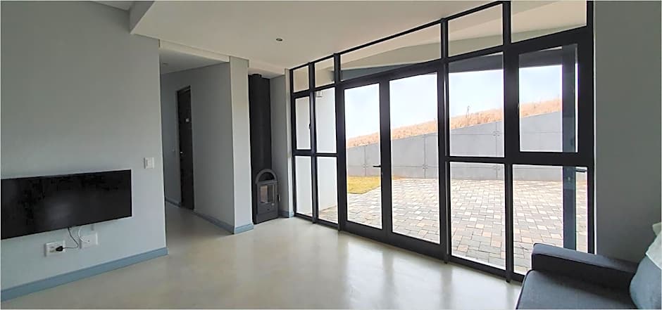 Highland Gate House 1023