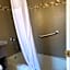 Oasis Inn and Suites