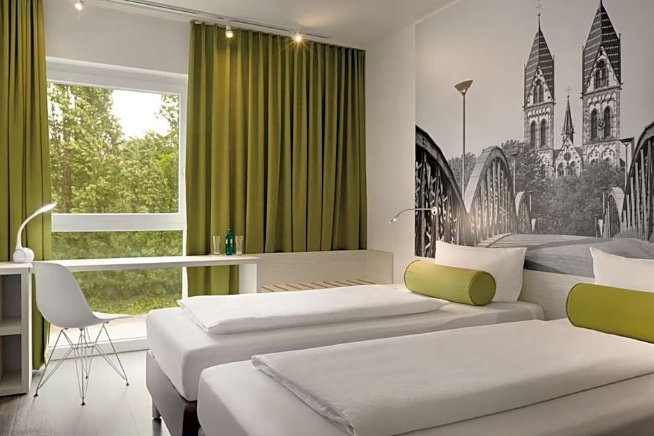 Super 8 by Wyndham Hamburg Mitte