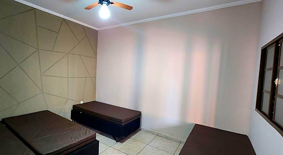 Otimo rancho com churrasqueira - Miguelopolis SP