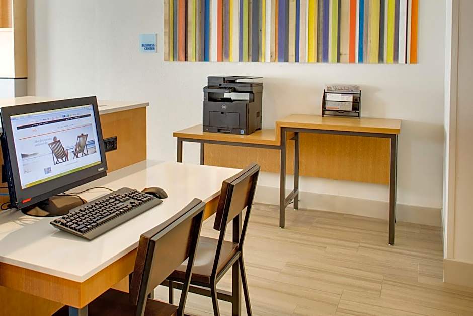 Holiday Inn Express Hotel & Suites Chickasha By IHG