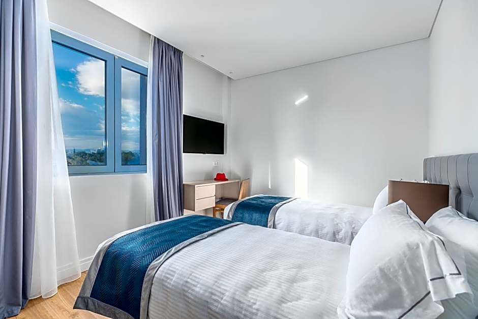 Glyfada Riviera Hotel