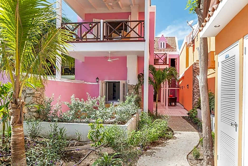 Scuba Lodge & Suites