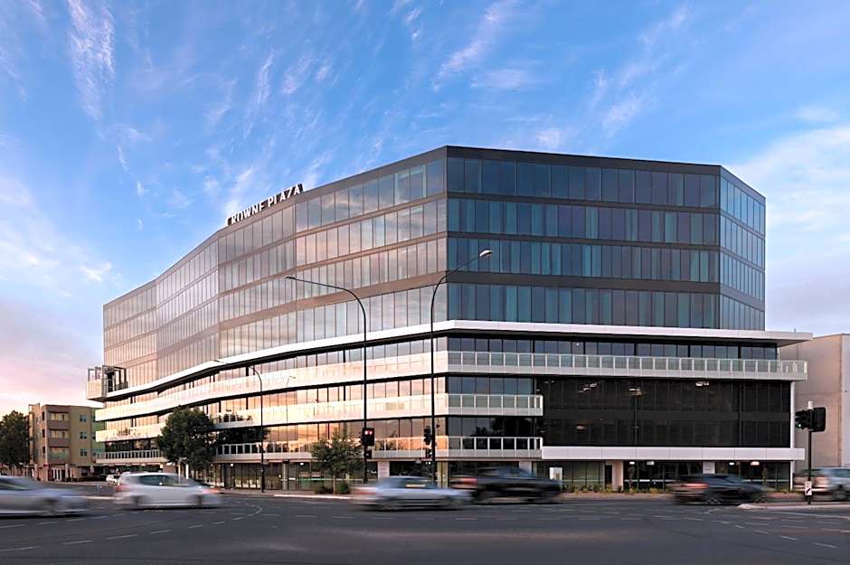 Crowne Plaza Adelaide Mawson Lakes By IHG