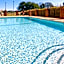 Holiday Inn Express Hotel & Suites Talladega By IHG