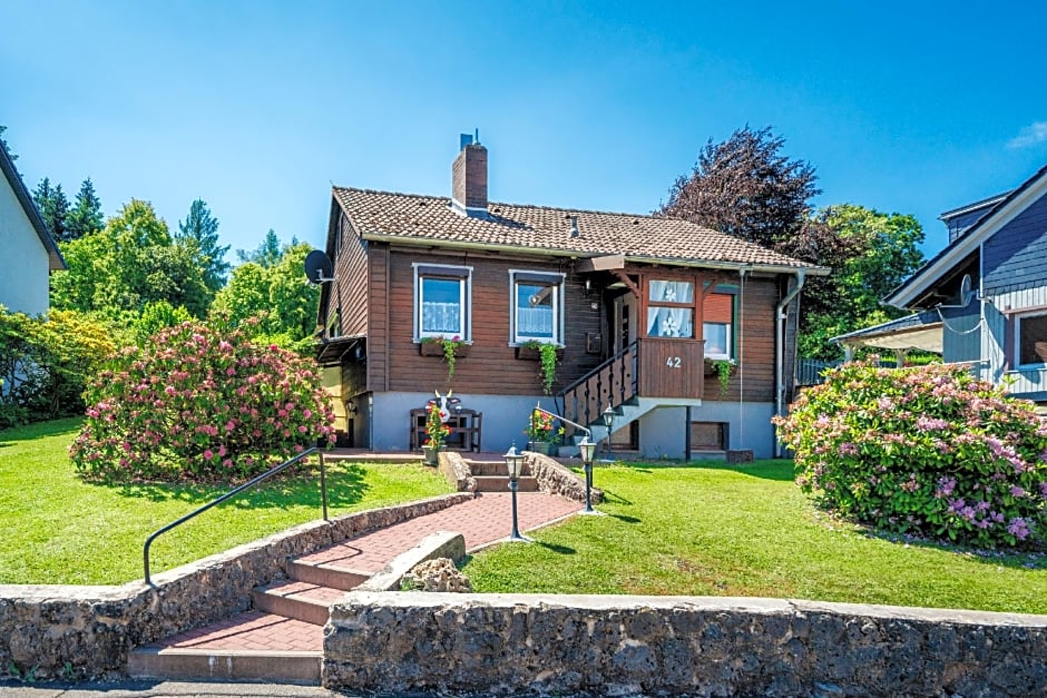 Ferienhaus Peggy mit Klimaanlage in den Bergen