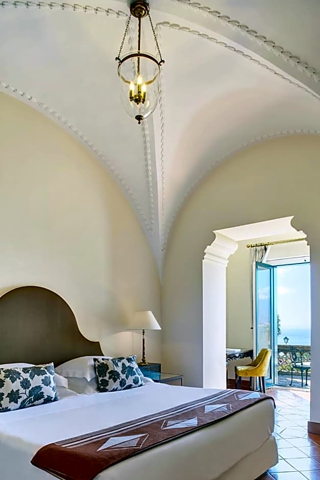 Photo 1 of 12 of Junior Premium Suite, Sea View, Terrace