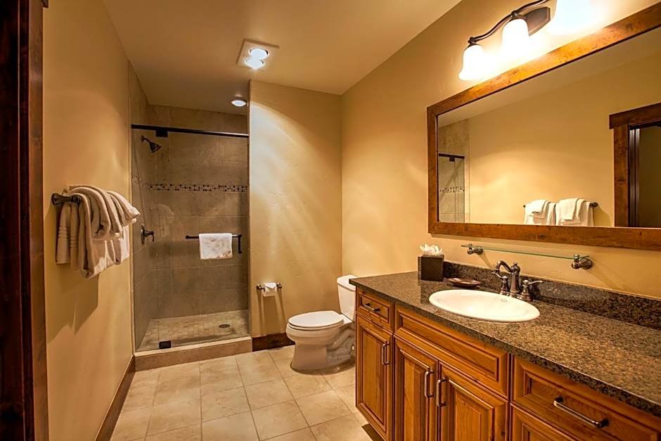 Crystal Peak Lodge, A Vail Resorts Property